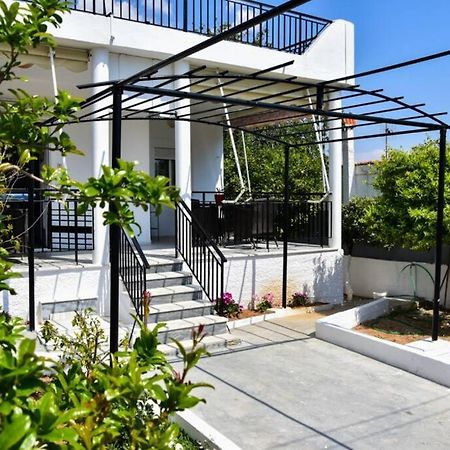 Μονοκατοικία Δίπλα Στην Θάλασσα Salamís Eksteriør bilde